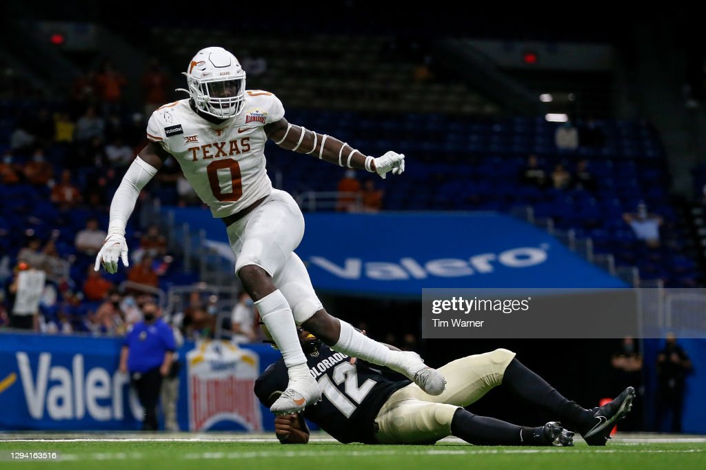 2023 Senior Bowl Watchlist Scouting Notes: LB DeMarvion Overshown, Texas